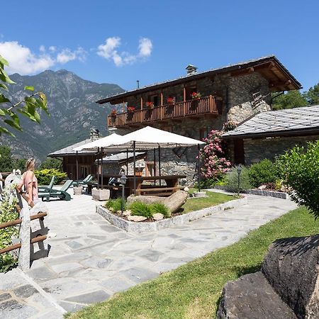 La Majon De Fohten Montjovet Bagian luar foto